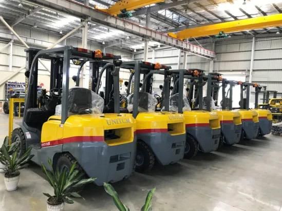 Tcm 2.5t 3.0t 3.5t Isuzu C 240 Engine Diesel Forklift Truck Price