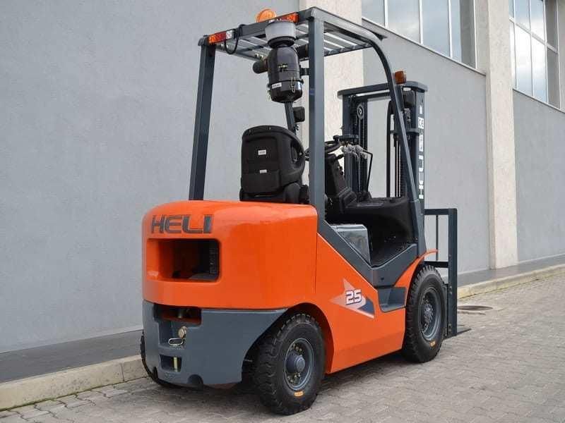 Heli 6 Units 2.5 Ton Diesel Forklift Cpcd25 Export to Argentina