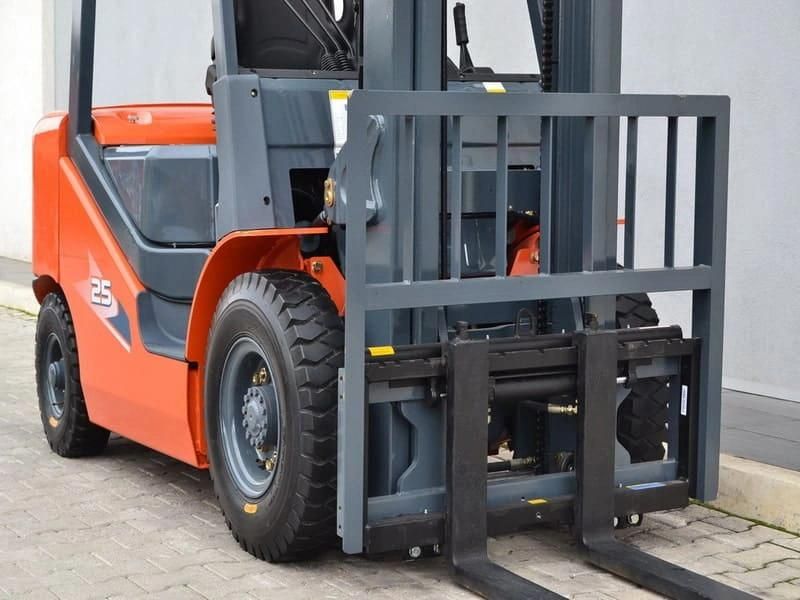 New China Heli 2.5 Tons Diesel Forklift Cpcd25 for Sale