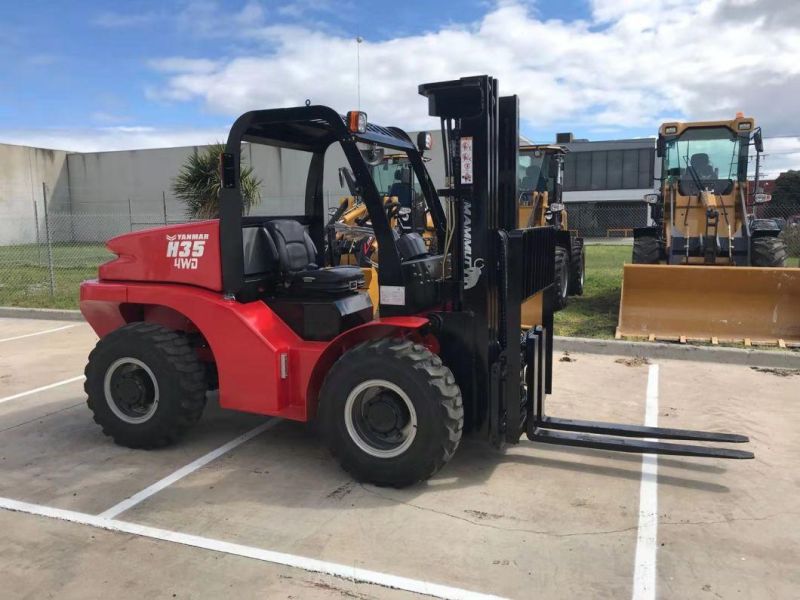 Mammut New Design 2ton 3ton 5ton 4WD All Rough Terrain Forklift with Kubota Engine