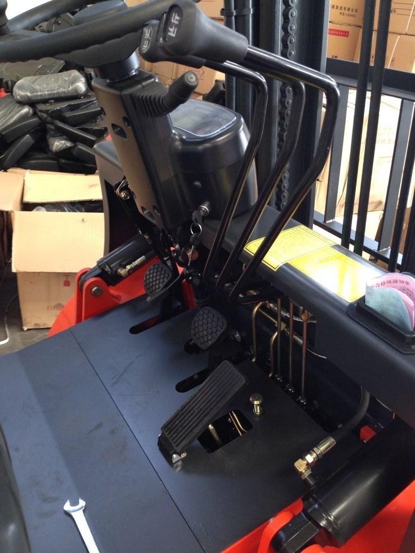 10ton 12ton Heavy Diesel Forklift Fd100 with Cabin and Fork Positioner