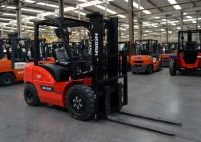 3 Ton Hydraulic Diesel Forklift with High Quality Engine