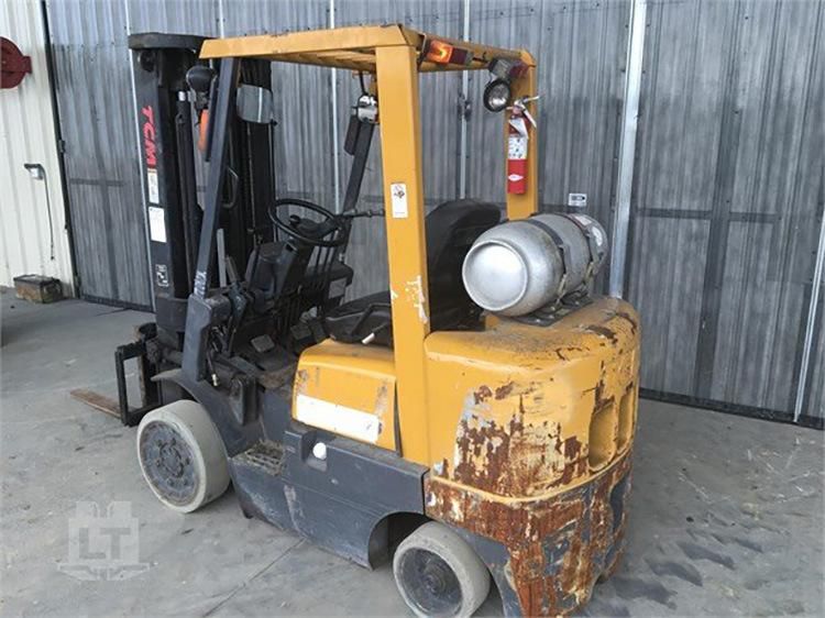 Used Tcm 2.5 Ton Japanese Toyota Forklift Good Performance Japanese Isuzu Engine Diesel Second Hand Forklift on Sale