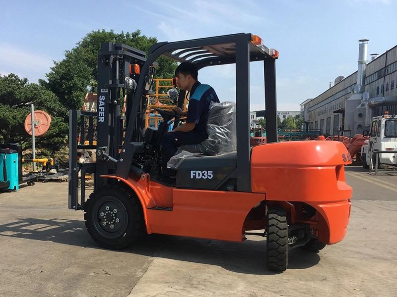 Used Komatsu Japan Engine 3 Ton 6 Ton 7 Ton 8ton 9ton New Used Forklift 10ton Fd50 Fd80 Cpcd80 Diesel Heavy Duty Forklift for Sale