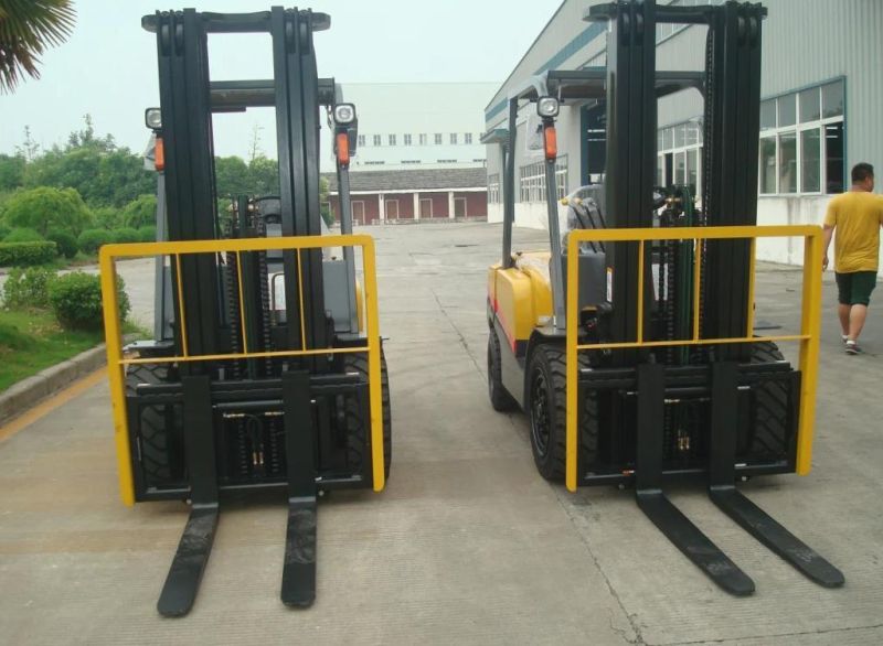 3ton Diesel Forklift with Attachment Paper Clamps (FD30T)