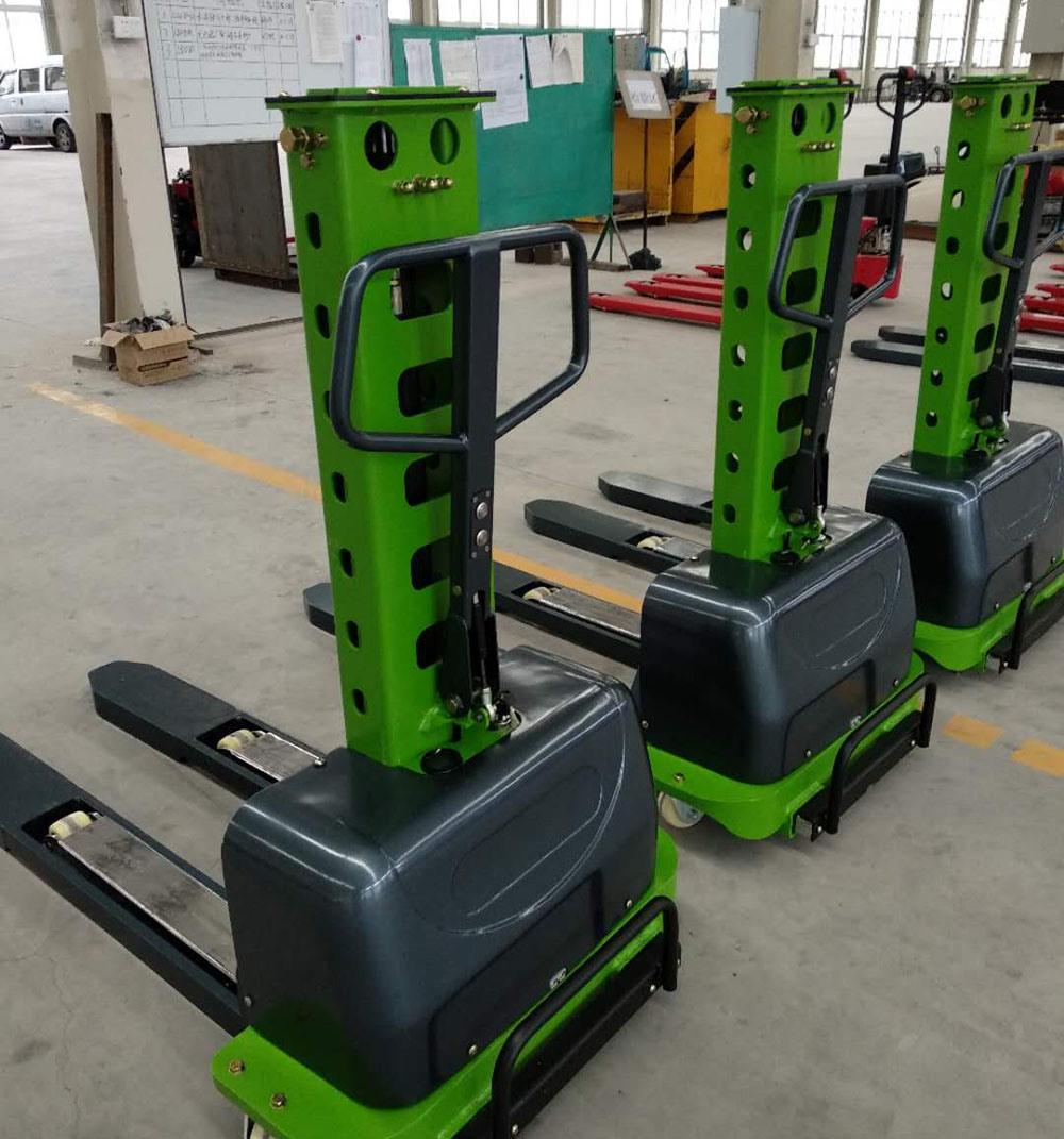 High Lift 1.3m 0.5t Portable Self Loading Stacker for Cargo