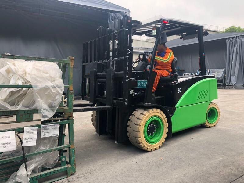 Electric Forklift Truck Battery Forklift 1-3.0ton Are Available