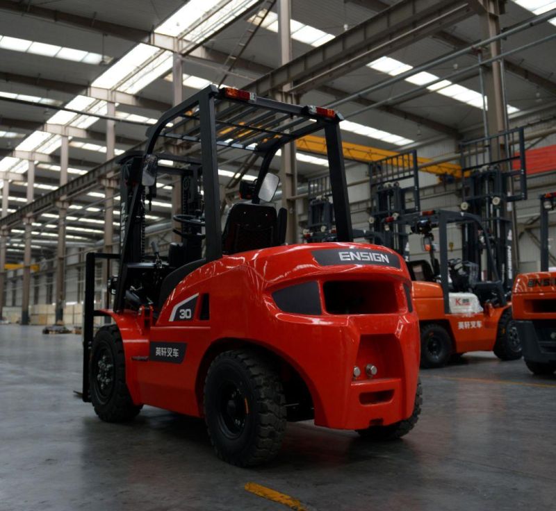 3 Ton Hydraulic Diesel Forklift with High Quality Engine